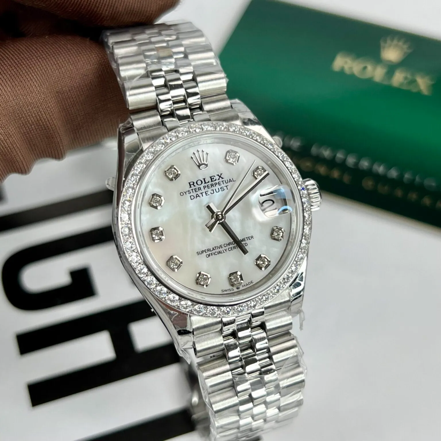 Rolex Datejust Mother of Pearl – White Dial 116244 36 mm