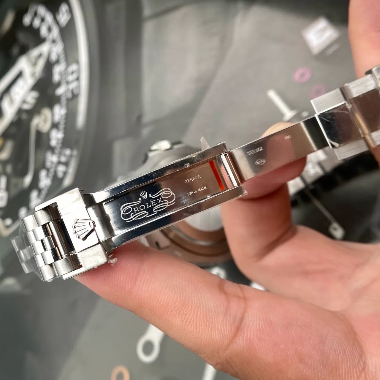 Rolex GMT-Master II 126710BLRO “Pepsi” Jubilee
