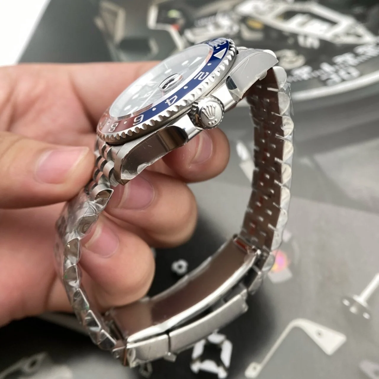 Rolex GMT-Master II 126710BLRO “Pepsi” Jubilee