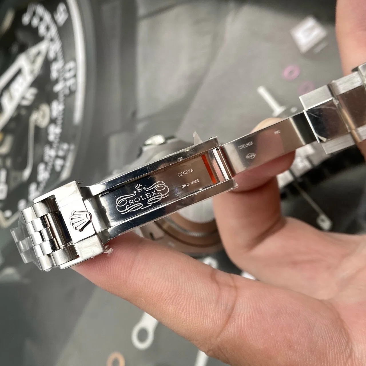Rolex GMT-Master II 126710BLRO “Pepsi” Jubilee