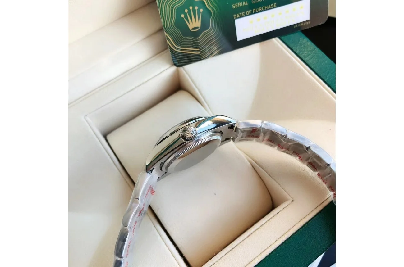 Rolex Oyster Perpetual SS/SS Sliver/Stk 31/41 mm