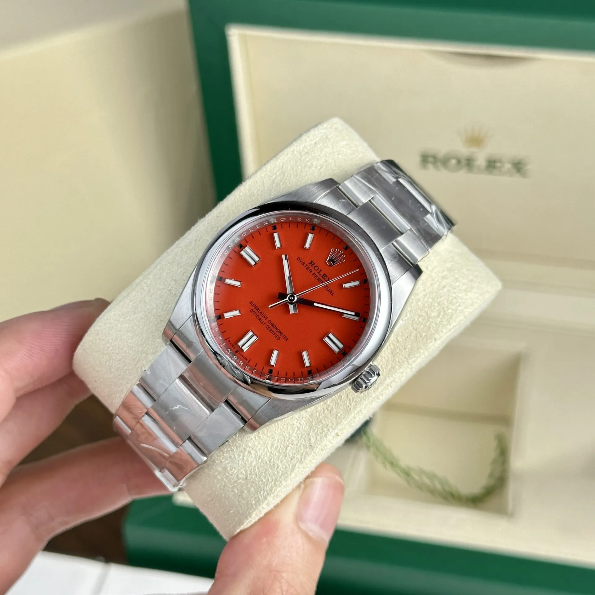 Rolex Oyster Perpetual Coral Red Dial 124300 41 mm