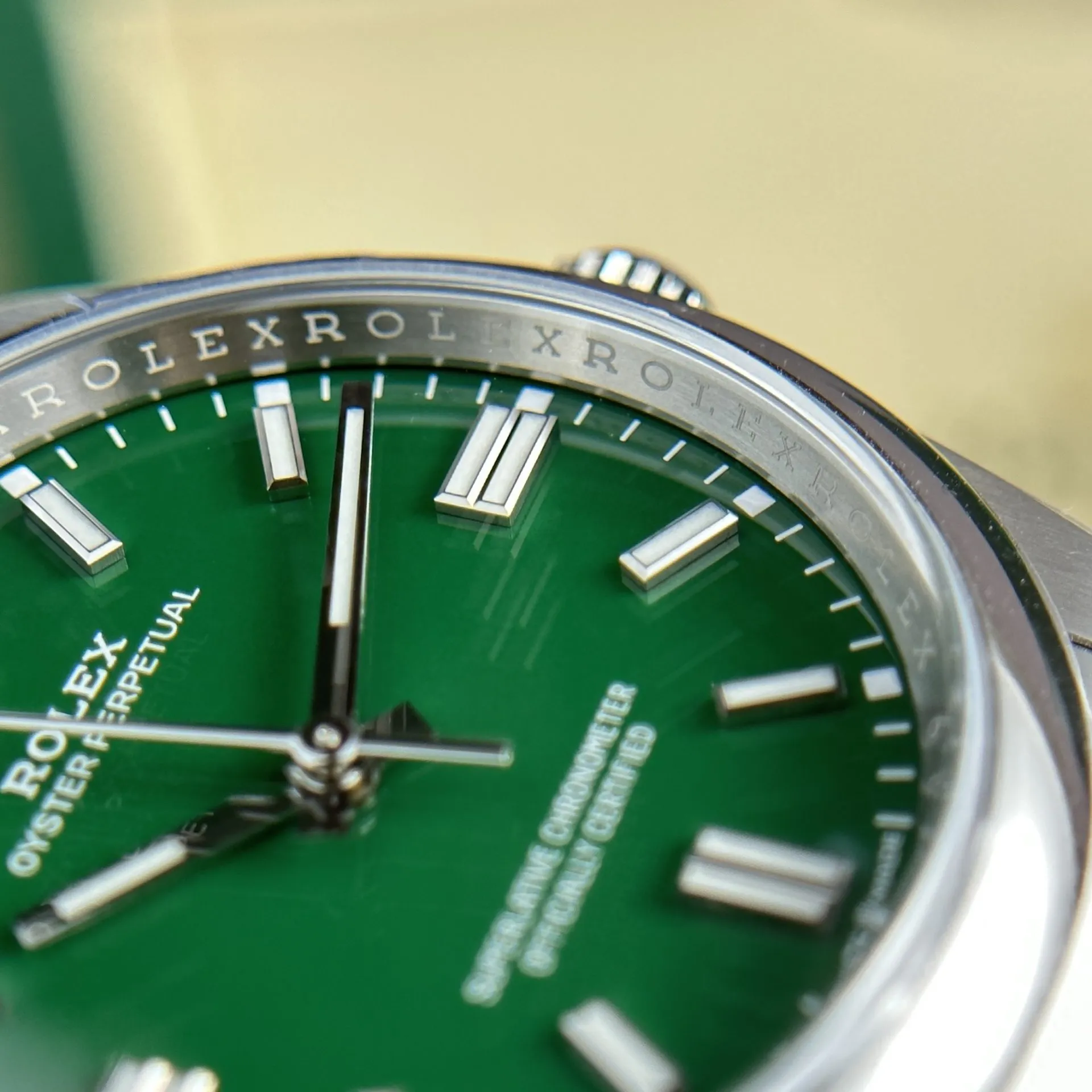 Rolex Oyster Perpetual Green Dial 124300 41 mm