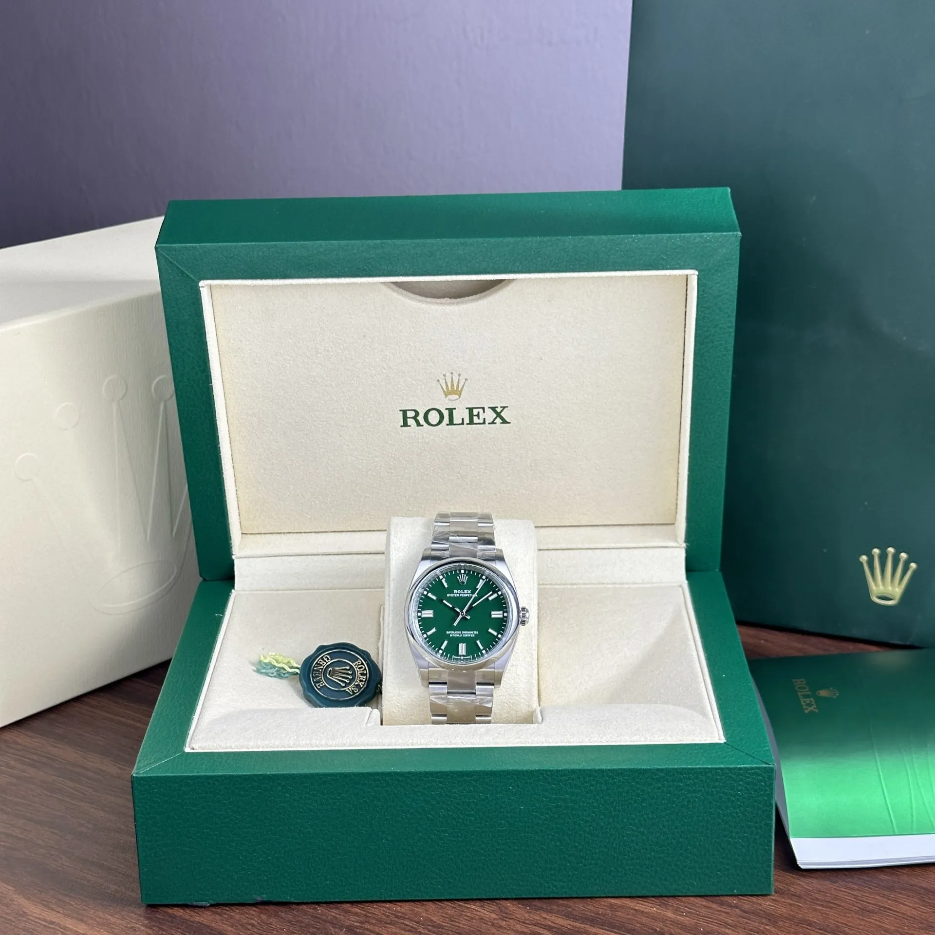 Rolex Oyster Perpetual Green Dial 124300 41 mm