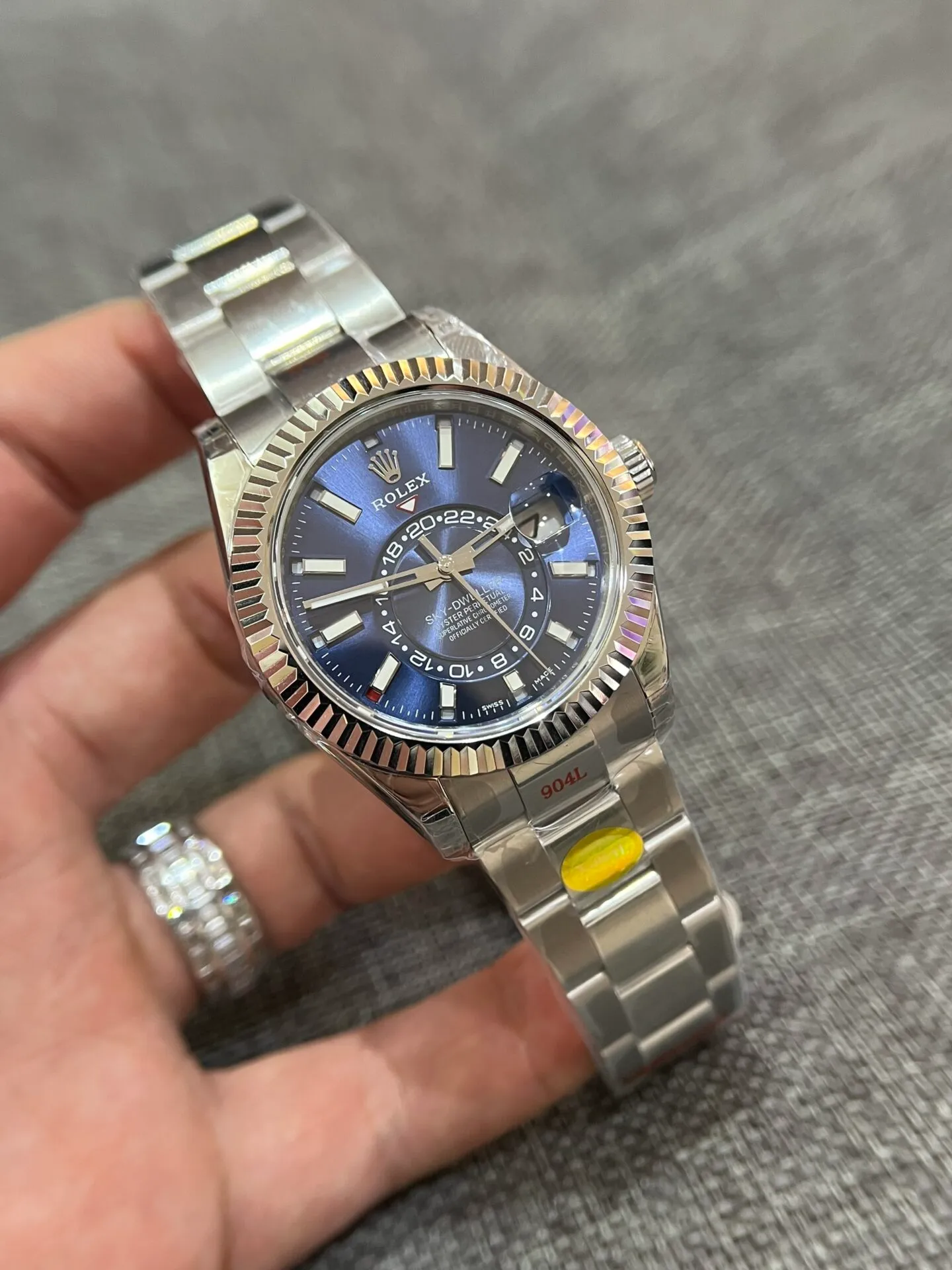 Rolex Sky-Dweller Bright blue Dial 336934 Oyster